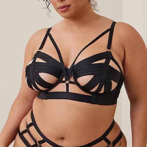 TORRID NWT CUT OUT STRAPPY LONGLINE BRA & PANTY - Picture 5 of 9